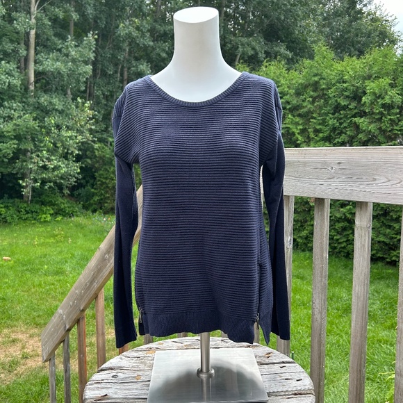 Esprit ⎮ Sweater with zippers - Picture 1 of 7